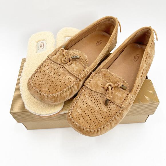 UGGS Slippers Size 7 Roni Perforated Slip On NWT Sheepskin Liners Chestnut Shoes